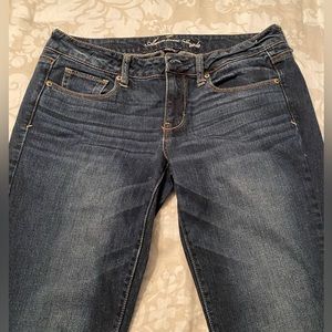 American Eagle women’s jeans